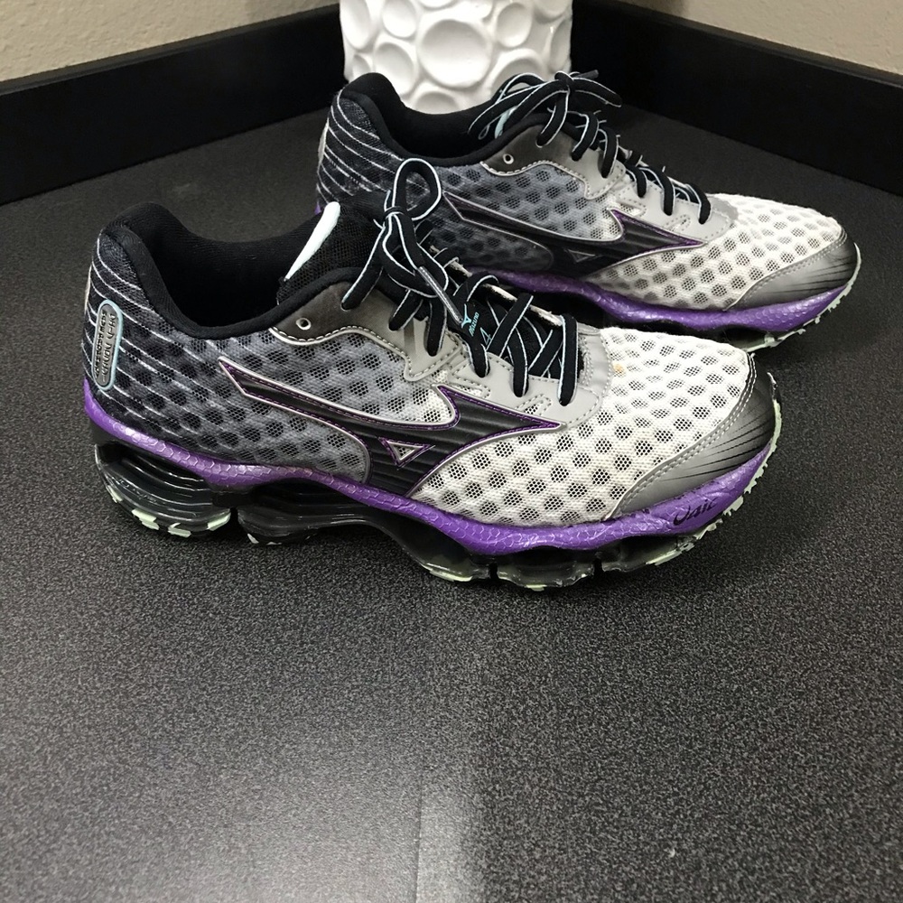 Mizuno Prophecy 4 Women’s Running Shoes 7.5